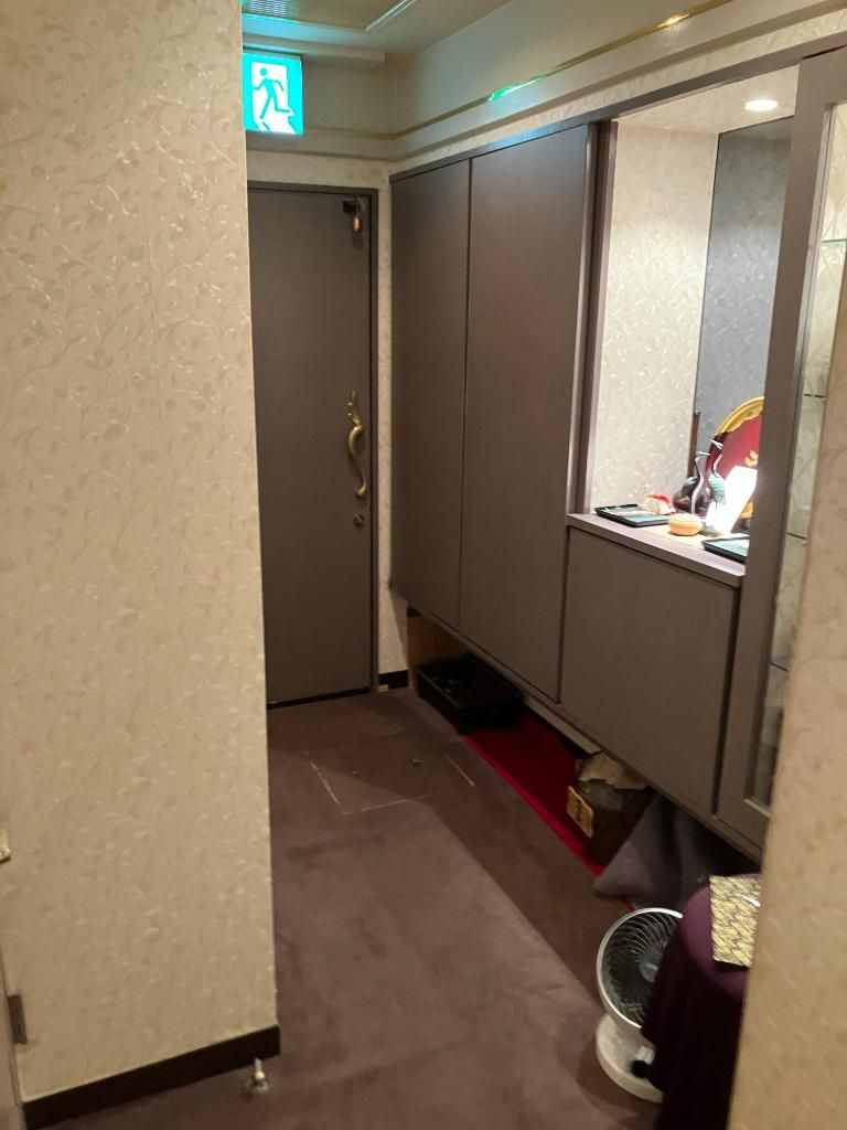 港区赤坂３丁目の店舗事務所の内装|※写真は前テナント営業時写真となり、引渡はスケルトンです。