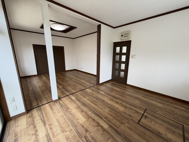 姫路市余部区上川原の中古一戸建の内装