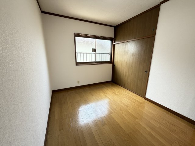 姫路市余部区上川原の中古一戸建の寝室