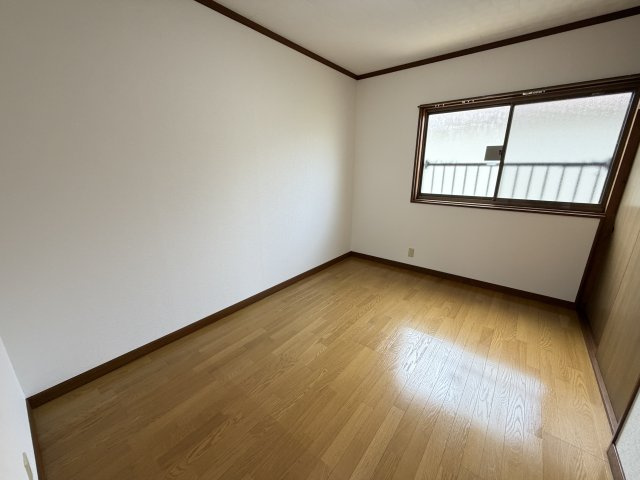 姫路市余部区上川原の中古一戸建の寝室