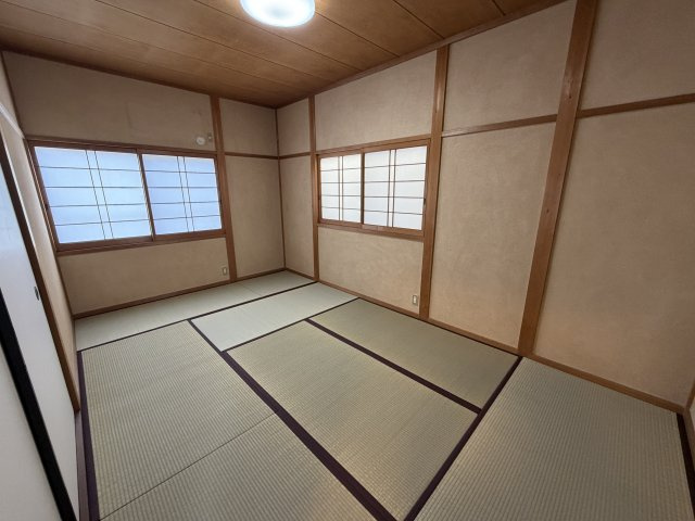姫路市余部区上川原の中古一戸建の洋室