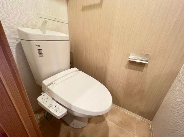 コンフォリア心斎橋EASTのトイレ