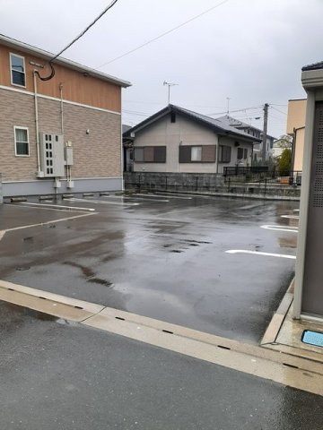 グラン・シャリオの駐車場