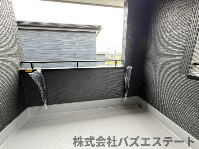 青山　新築一戸建てのバルコニー