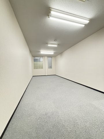 大阪市中央区安土町１丁目の事務所の内装