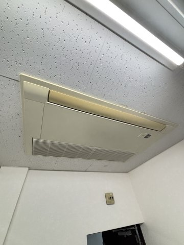 大阪市中央区安土町１丁目の事務所の設備