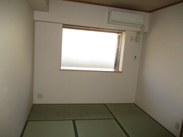 ネオカーサ南庄の和室