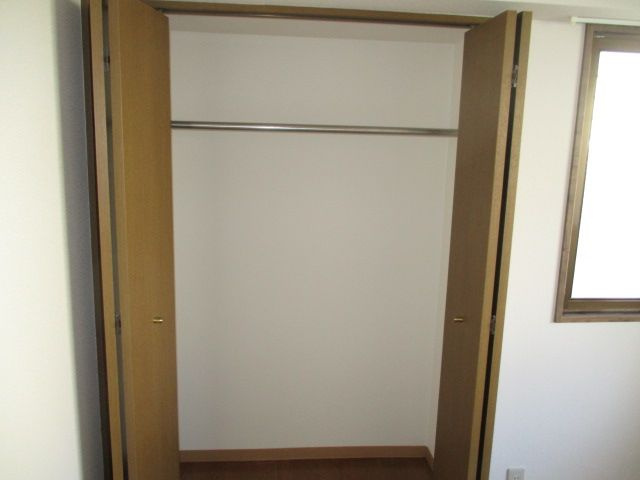ネオカーサ南庄の収納