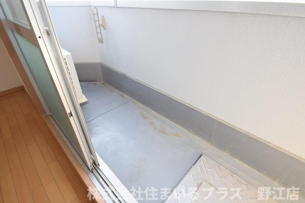 エイチ・ツー・オー今福のバルコニー