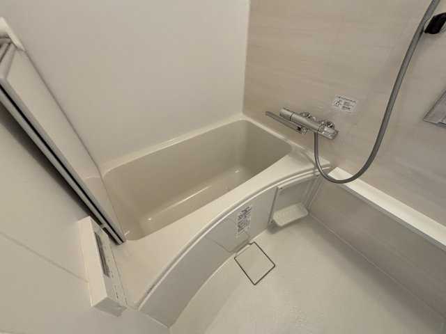 ハピネス元町の浴室