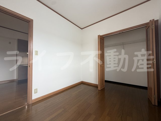 ニシシンヴィレッジの内装