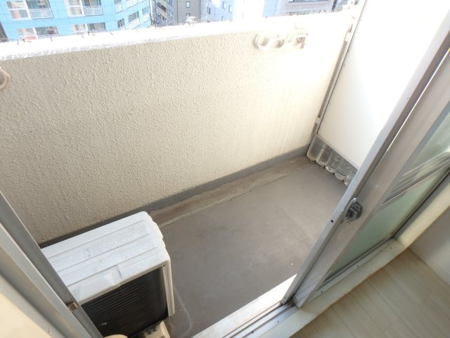 大阪市中央区谷町３丁目の事務所のバルコニー