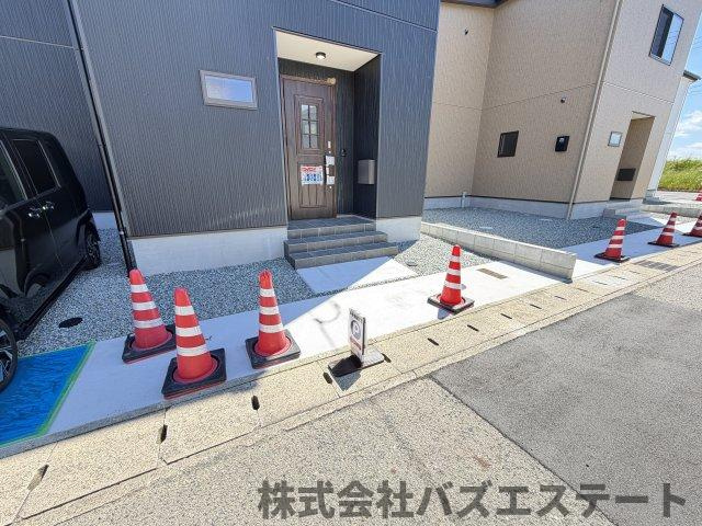 網干区興浜　新築一戸建ての駐車場