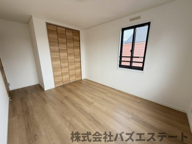 東雲町　中古一戸建ての寝室