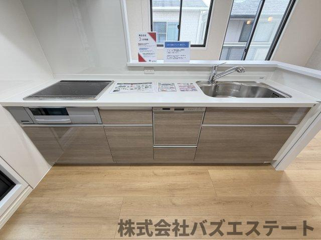 東雲町　中古一戸建てのキッチン