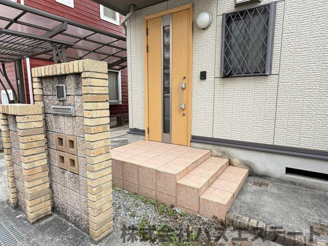 東雲町　中古一戸建てのエントランス