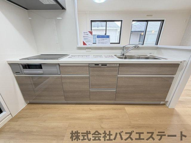 東雲町　中古一戸建てのキッチン