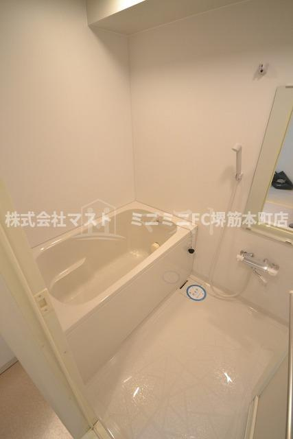 デセンテ北梅田の浴室