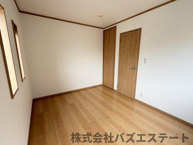 網干区田井　中古一戸建ての洋室