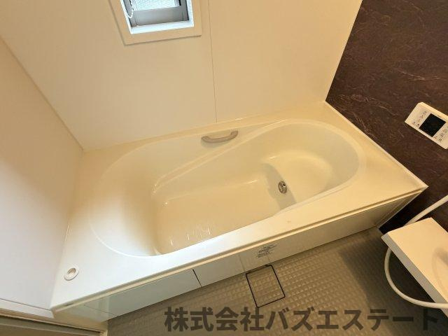 網干区田井　中古一戸建ての浴室