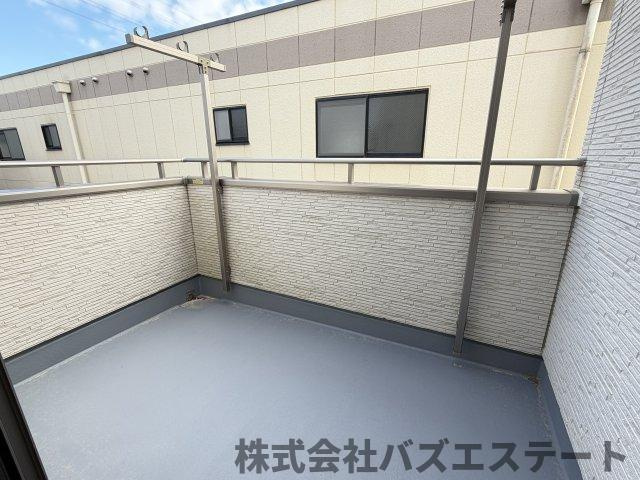 網干区田井　中古一戸建てのバルコニー
