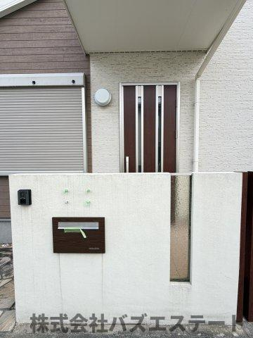 網干区田井　中古一戸建てのエントランス