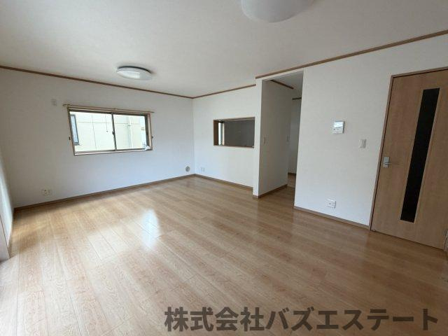 網干区田井　中古一戸建ての居間・リビング