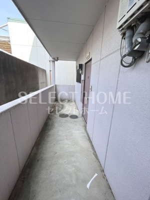 【エントランス】 | ハイツ西上野 | ゆとりのあるエントランスです