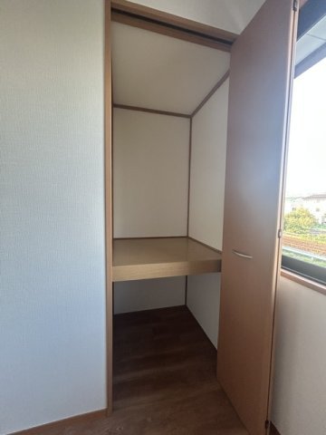 ファミール上条の収納