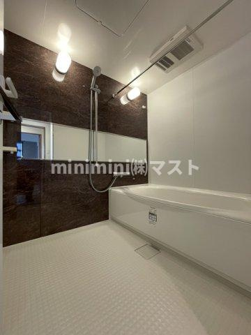 スプランディッド本町グランの浴室