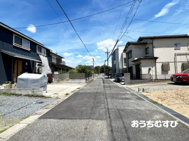 尾張旭市東名西町1期(全1棟）の前面道路含む現地写真