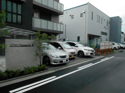 【駐車場】 | シャーメゾンヤマウチ