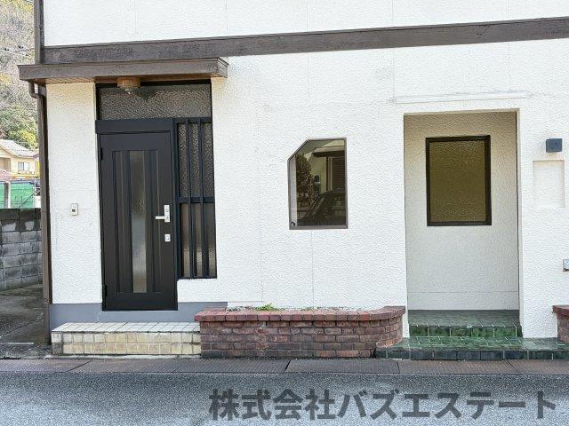 勝原区熊見　中古一戸建てのエントランス