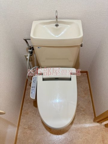 レピュート中村のトイレ|シンプルで使いやすいトイレです
