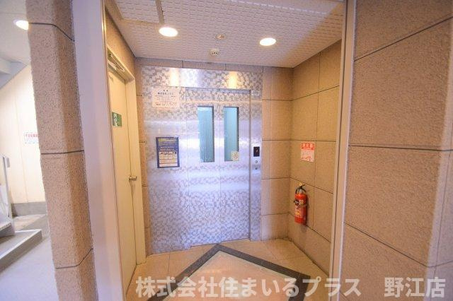 プラディオ蒲生公園の玄関