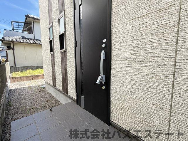 大津区恵美酒町　中古一戸建てのエントランス