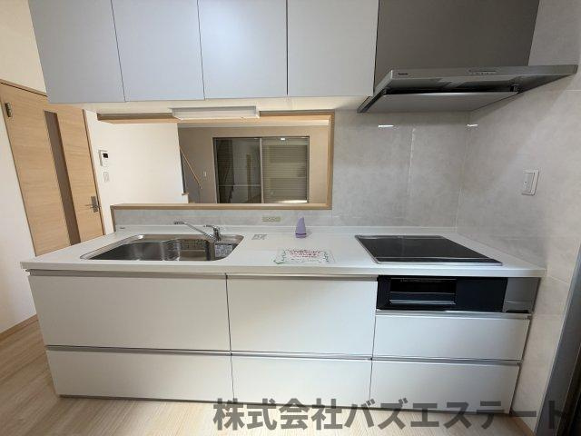 大津区恵美酒町　中古一戸建てのキッチン