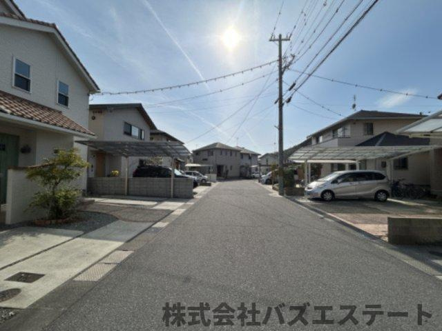 町坪　中古一戸建ての周辺