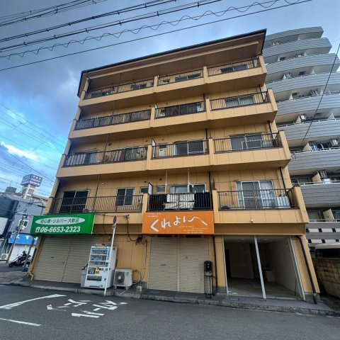 桂ビルの外観