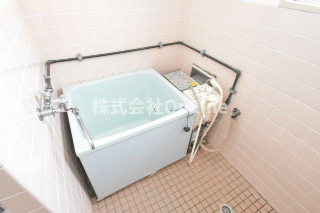 メゾン東花園の浴室