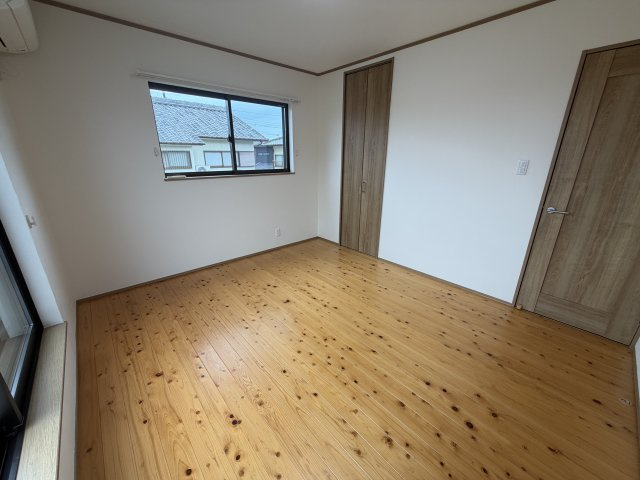 姫路市広峰１丁目の中古一戸建の寝室