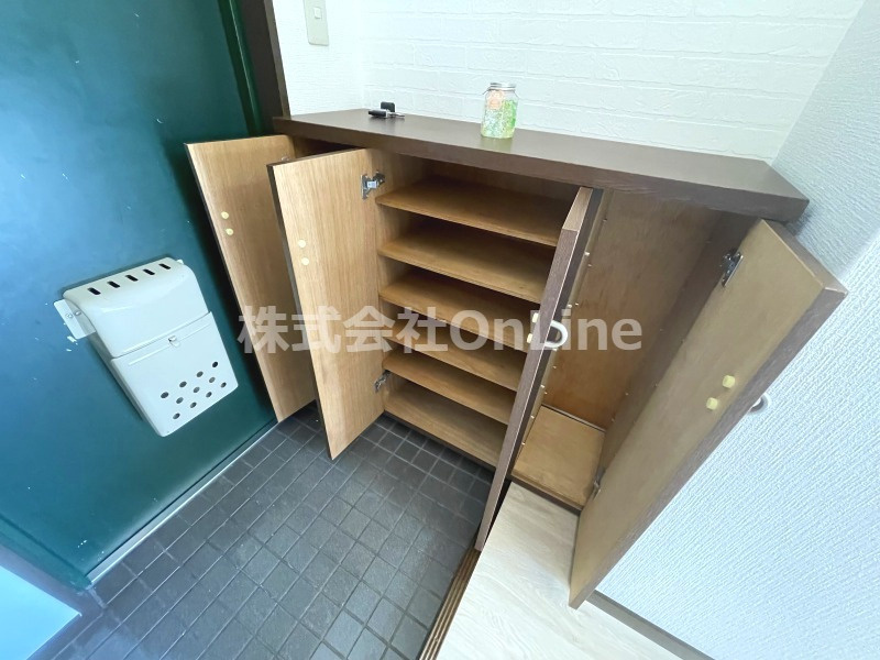 東大阪市足代北１丁目の賃貸マンションの収納