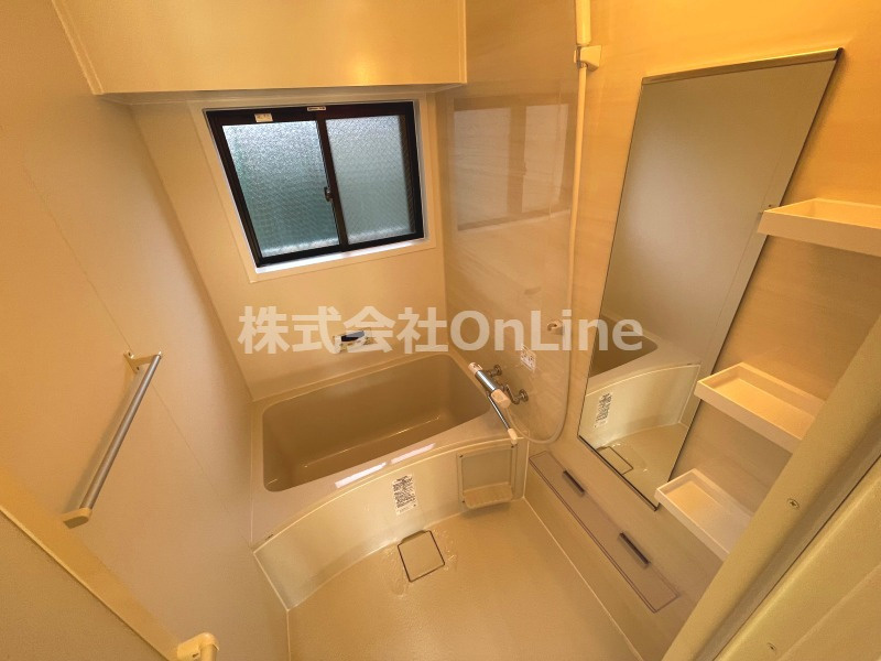 東大阪市足代北１丁目の賃貸マンションの浴室
