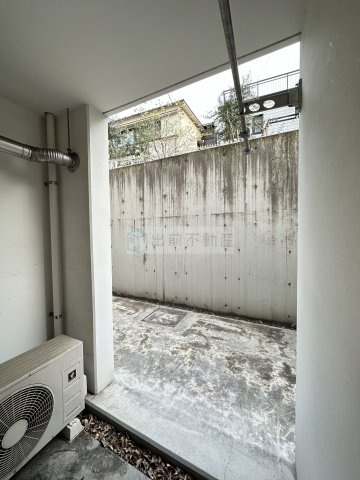 デュプレクス白山のバルコニー