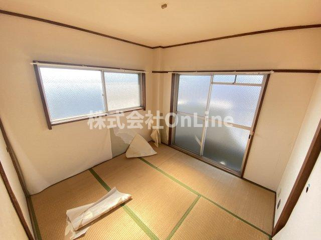 加美駅前コーポの和室