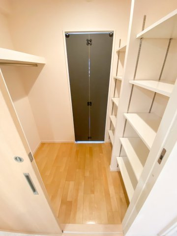 メゾンドール天下茶屋の収納