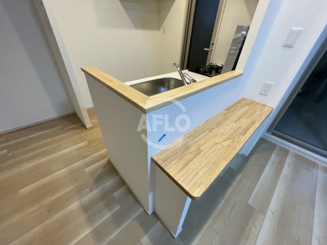 スプランディッド中之島WESTのキッチン|スプランディッド中之島WEST　カウンターキッチン