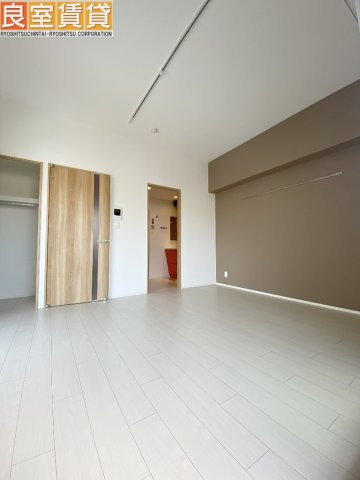 【洋室】 | SPAZIO　METALLO