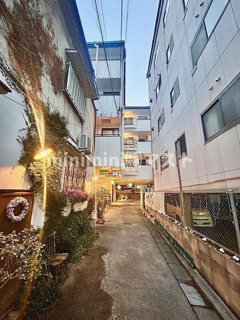 大阪市港区市岡１丁目の賃貸マンションのロビー