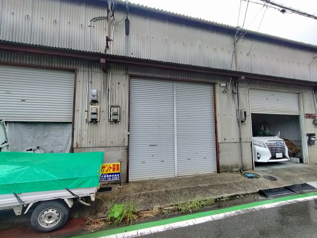 八尾工場104の外観
